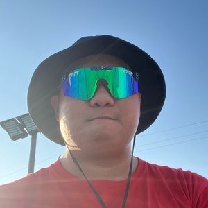 Meet your Posher, Alex